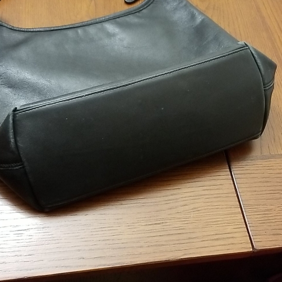 Vintage Coach Black Leather 9058 Hobo Bag - Picture 3 of 6